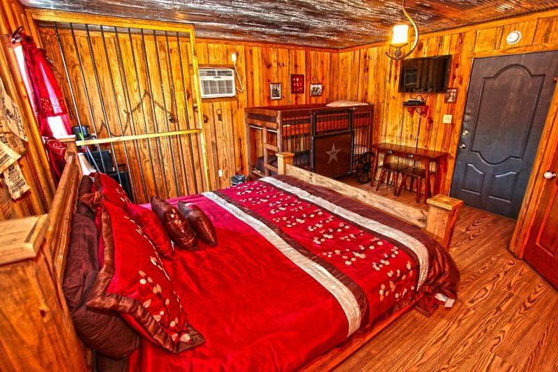 Diamonds Old West Hotel เมอร์ฟรีสโบโร ภายนอก รูปภาพ