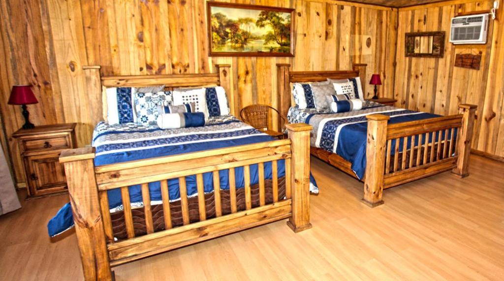 Diamonds Old West Hotel เมอร์ฟรีสโบโร ภายนอก รูปภาพ