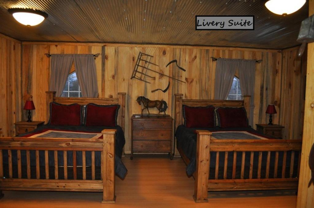 Diamonds Old West Hotel เมอร์ฟรีสโบโร ภายนอก รูปภาพ