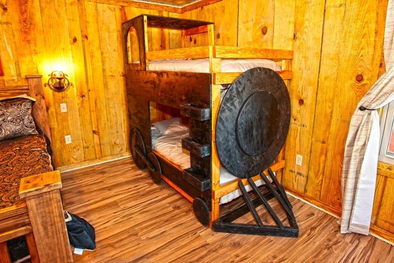 Diamonds Old West Hotel เมอร์ฟรีสโบโร ภายนอก รูปภาพ