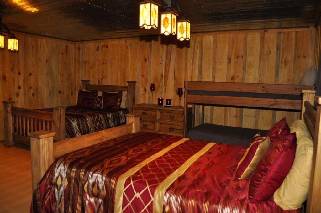 Diamonds Old West Hotel เมอร์ฟรีสโบโร ภายนอก รูปภาพ