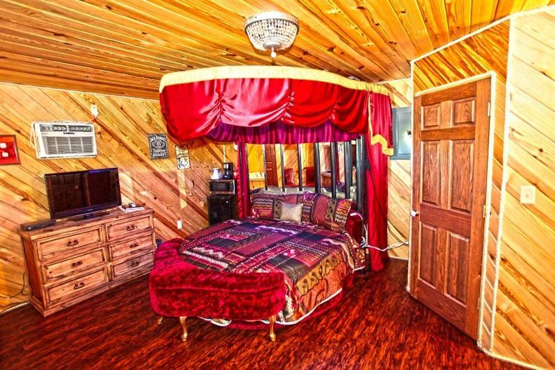 Diamonds Old West Hotel เมอร์ฟรีสโบโร ภายนอก รูปภาพ